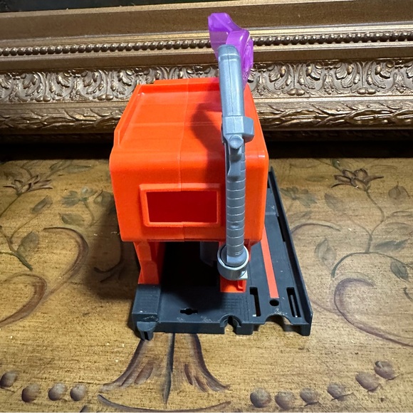 HOT WHEELS GAS STATION LAUNCH SMALL PLAYSET 2017 MATTEL - Picture 2 of 5